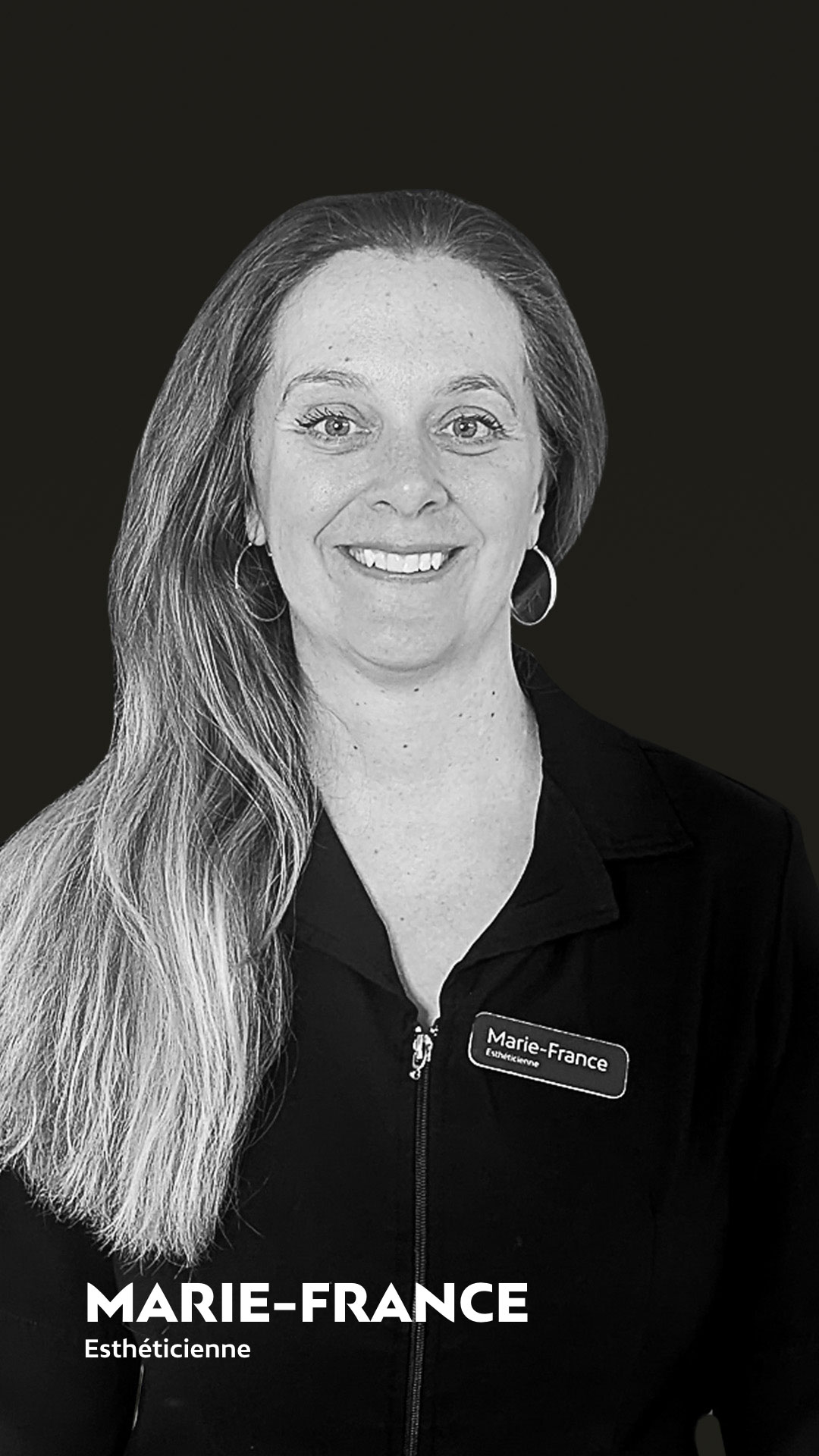 Membre de l'équipe de l'institut de beauté Liv Beauté & Spa